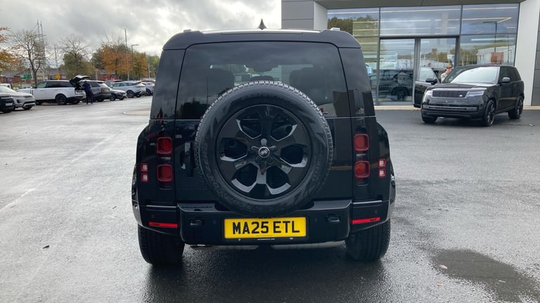 2025 Land Rover Defender 3.0 D250 X-Dynamic HSE 110 5dr Auto Diesel Estate Estate Diesel Automatic