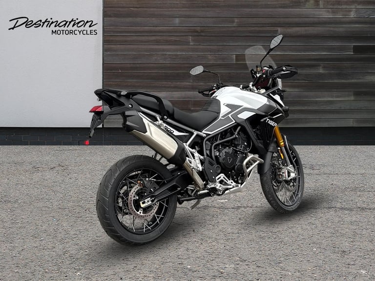 2025 Triumph Tiger 900 RALLY PRO STANDARD TWIN COLOUR Petrol white 6 Speed