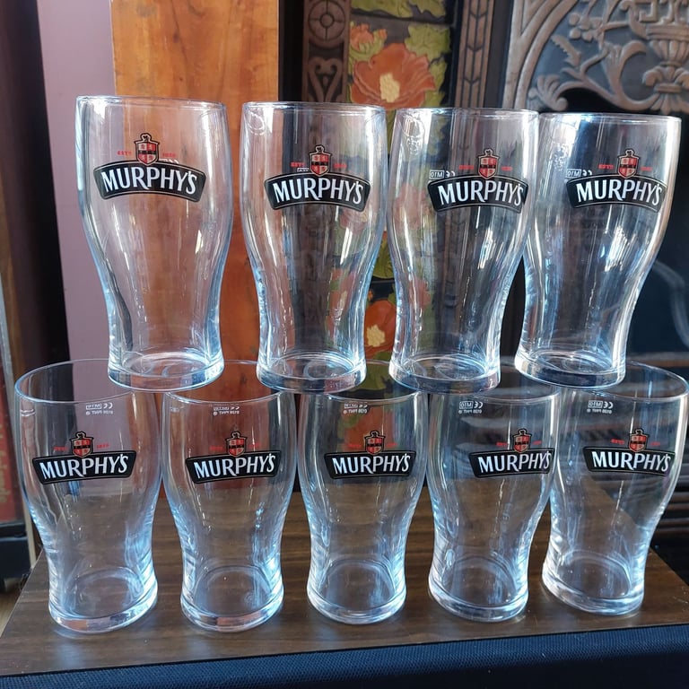 Nine Murphy's Irish Stout Beer Pint Glasses 