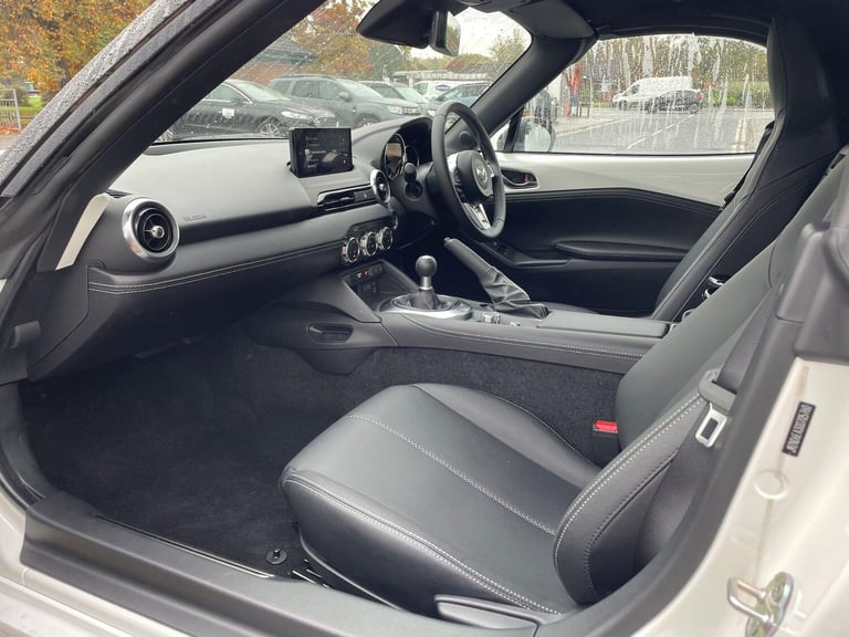 2025 Mazda MX-5 1.5 SKYACTIV-G Exclusive-Line Roadster 2dr Petrol Manual Euro 6 (s/s) (132  CONVE...