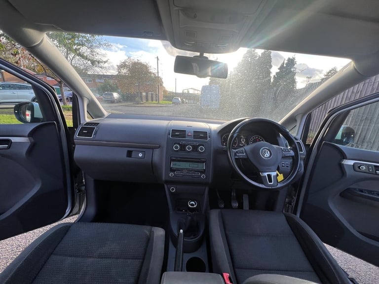2011 Volkswagen Touran 1.6 TDI 105 SE 5dr MPV Diesel Manual