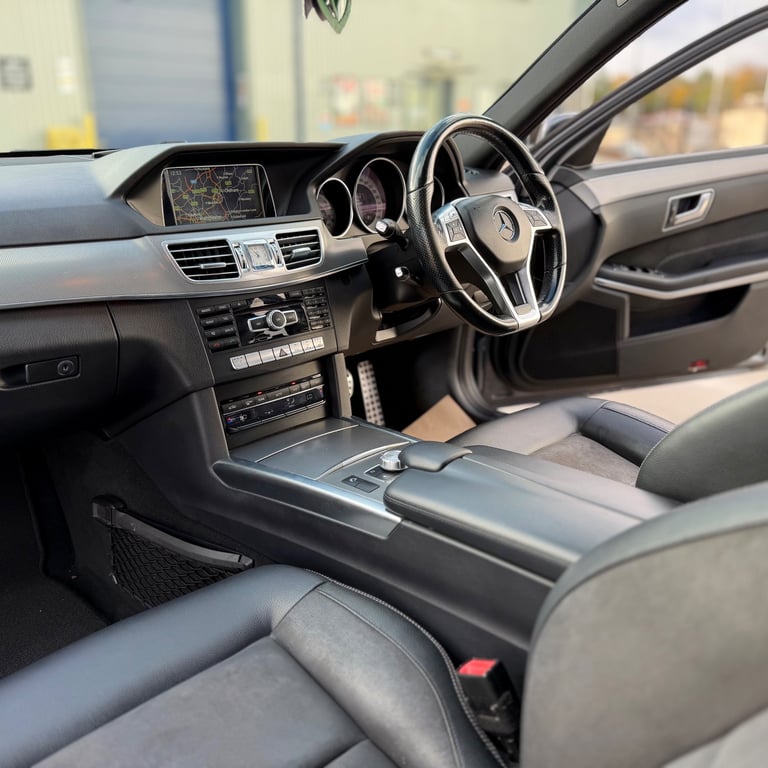 MERCEDES-BENZ E250 AMG-LINE PLUS SPORT AUTO 7G E-CLASS 