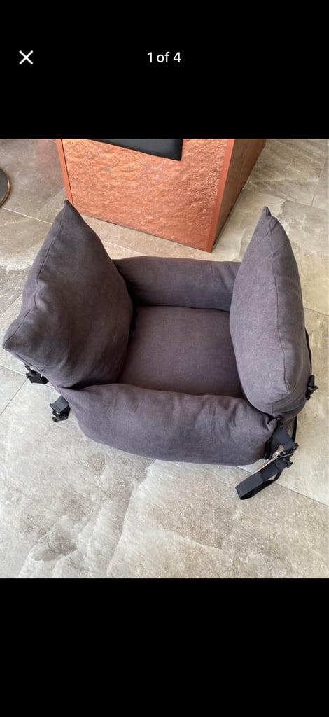 Pet dog booster seat