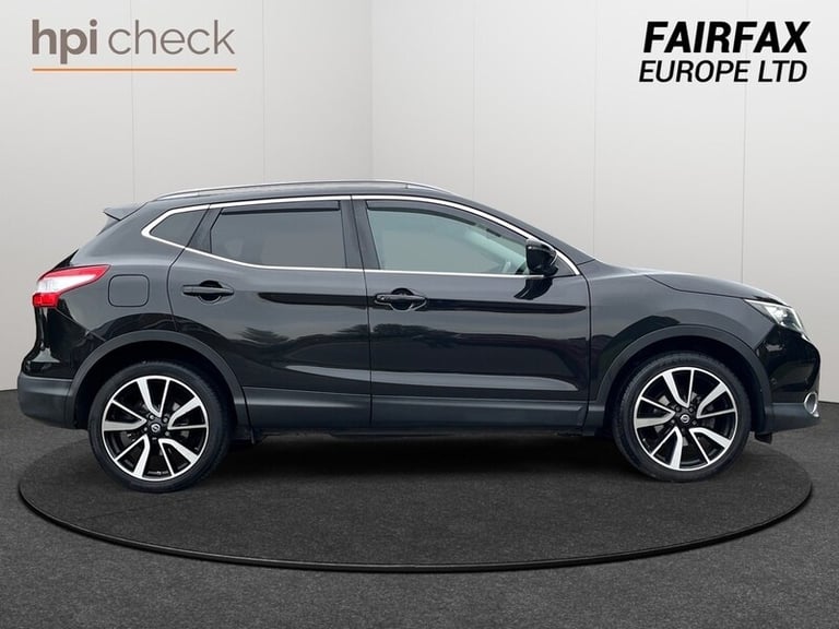 2015 Nissan Qashqai DIG-T Tekna SUV Petrol Manual