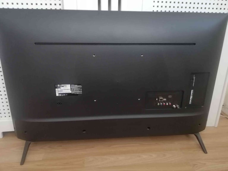 4K Smart TV LG 43"