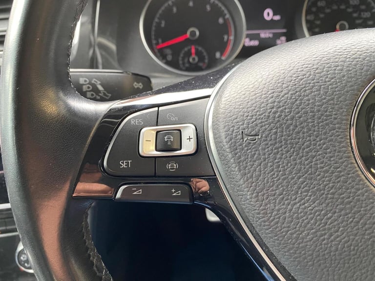 VOLKSWAGEN GOLF 1.5 TSI EVO SE Euro 6 (s/s) 5dr 2018