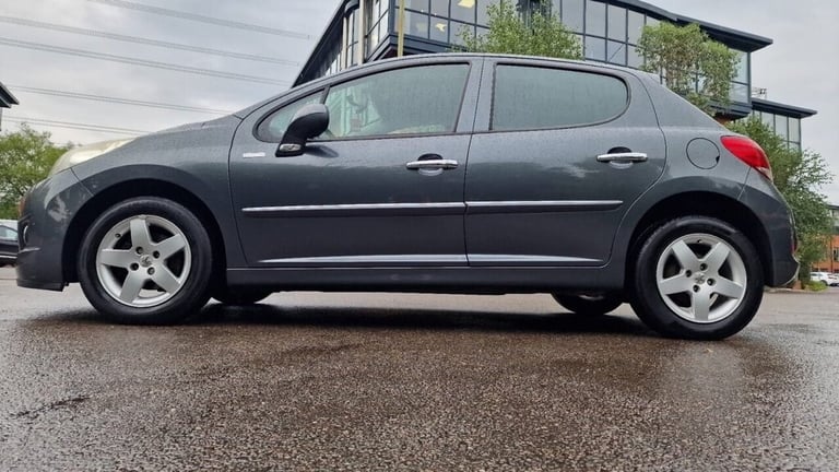 2010 Peugeot 207 1.4 Millesim Hatchback 5dr Petrol Manual Euro 5 (75 ps) Hatchback Petrol Manual