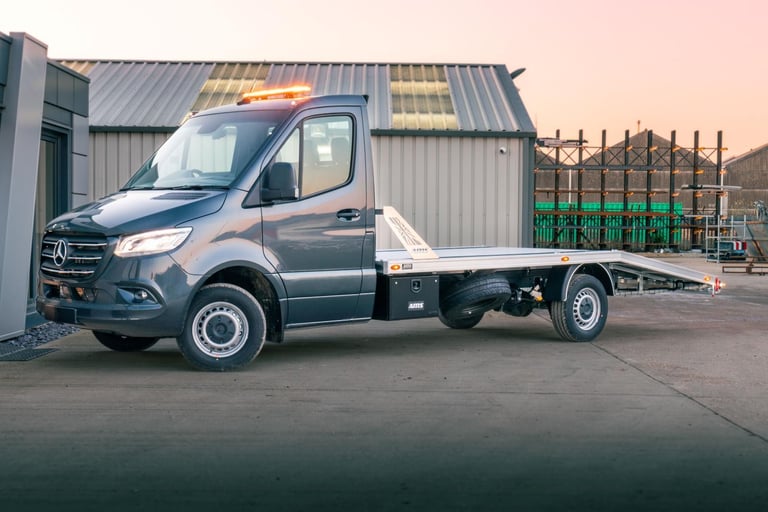 image for 2025 MERCEDES SPRINTER RECOVERY TRUCK 315 RWD BRAND NEW BEAVERTAIL
