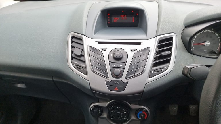 Cheap Ford Fiesta 1.2 Full Service History 3dr Low Insurance Low Tax (Aygo Golf Polo c1 Fabia)