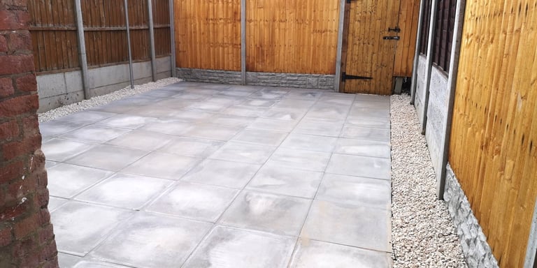 DSS only shared house. Lovely House Share on quiet residential Street close to High Street