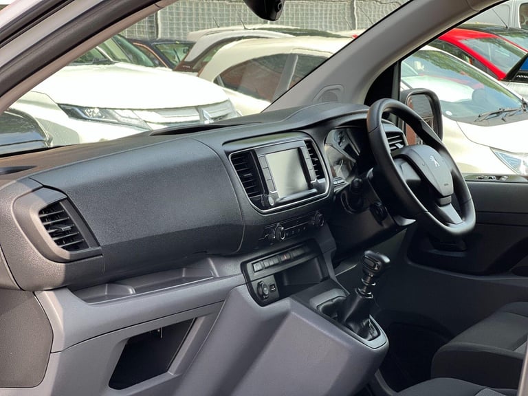 2022 Peugeot Expert 1.5 BlueHDi 1000 Professional Premium Long Panel Van LWB Euro 6 (s/s) 6dr PAN...