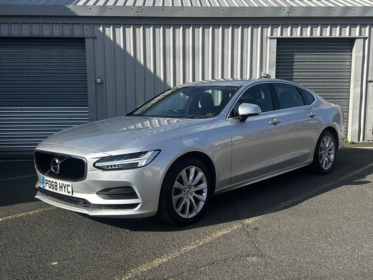 image for 2018 Volvo S90 2.0 T4 GPF Momentum Saloon 4dr Petrol Auto Euro 6 (s/s) (190 ps) Saloon Petrol Aut...
