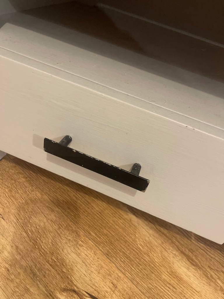 Solid wood tv unit 