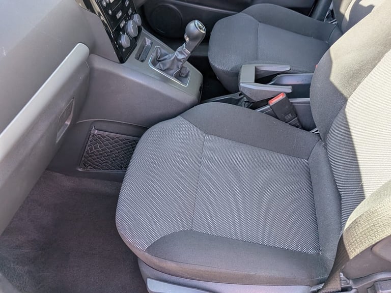 2013 Vauxhall Zafira 1.6i [115] Exclusiv 5dr MPV Petrol Manual