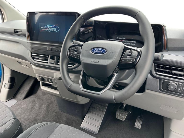 2025 Ford Transit Custom E-Transit Custom Limited DCiV 320 L1 65kWh 100kw 136 RWD 1 Speed Automat...