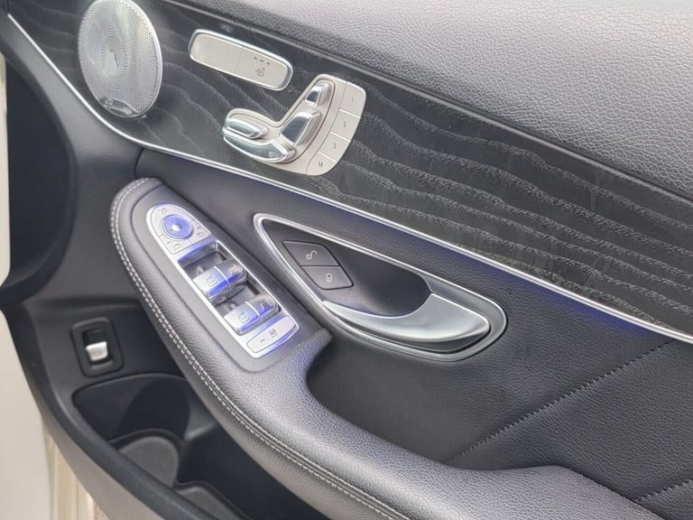 2019 Mercedes-Benz C Class 2.0 C300 AMG Line (Premium Plus) Saloon 4dr Petrol G-Tronic+ Euro 6 (s...