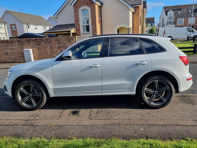Audi Q5 2014 sline black edition Manual