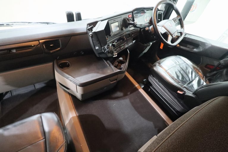 2022 (72 PLATE) Scania R500 6x2 Euro 6 Tractor Units