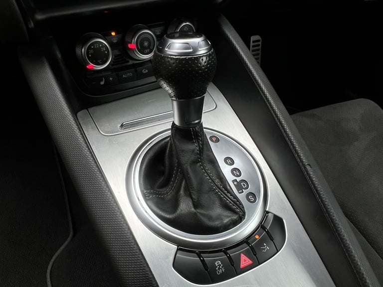 AUDI TT 2.0 TDI Black Edition 2013