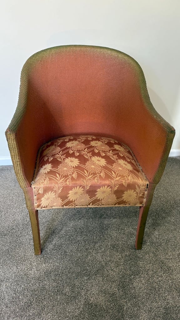 Vintage Lloyd loom style chair