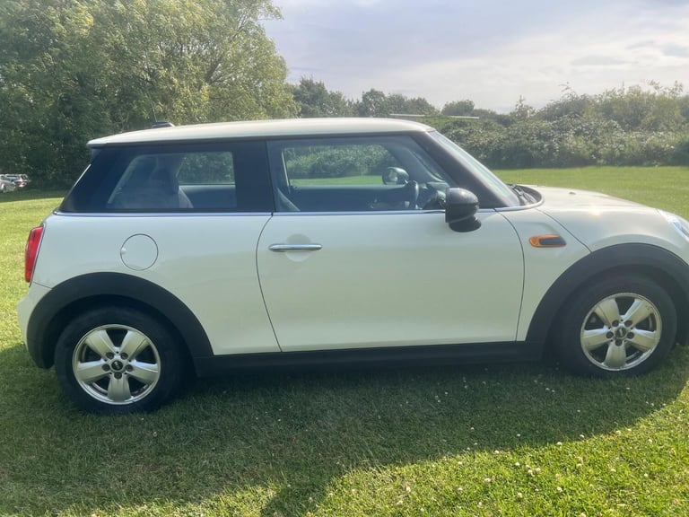 MINI HATCH 1.2 One 3-Door Hatch White Manual Petrol 2015