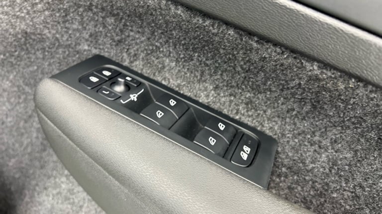 2022 Volvo XC40 Plus, B3 mild hybrid, Petrol, Dark Estate Petrol Automatic