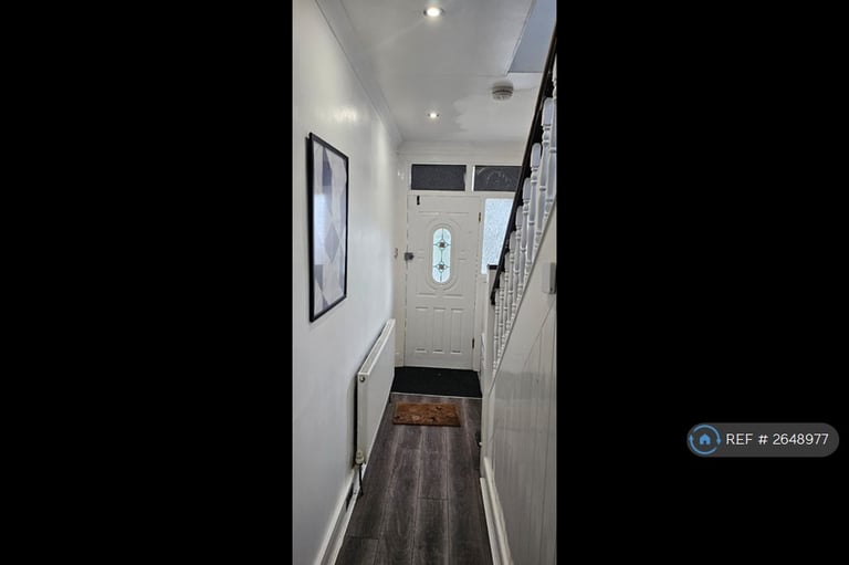 5 bedroom house in Bentley New Drive, Walsall, WS2 (5 bed) (#2648977)