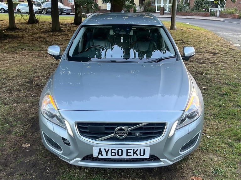 2010 Volvo V60 D3 [163] SE Lux 5dr Geartronic ESTATE Diesel Automatic