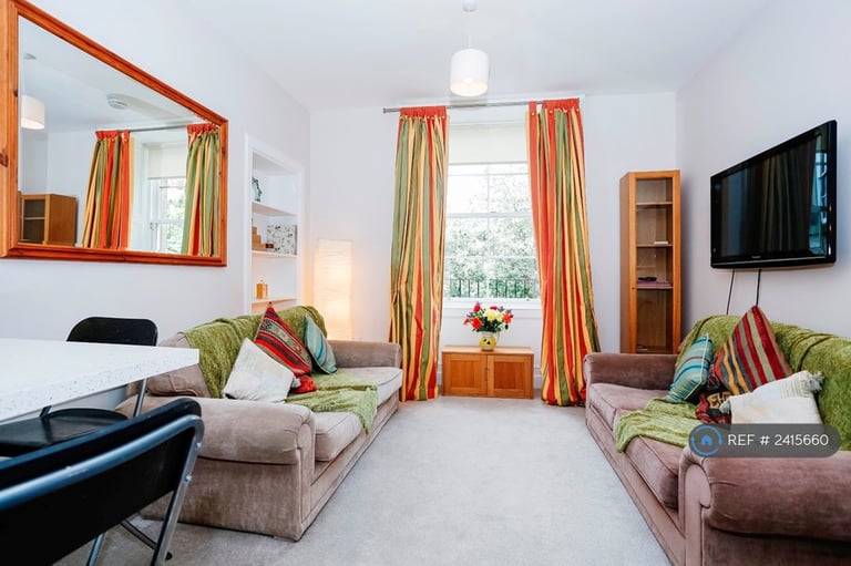 5 bedroom flat in Forrest Road, Edinburgh, EH1 (5 bed) (#2415660)
