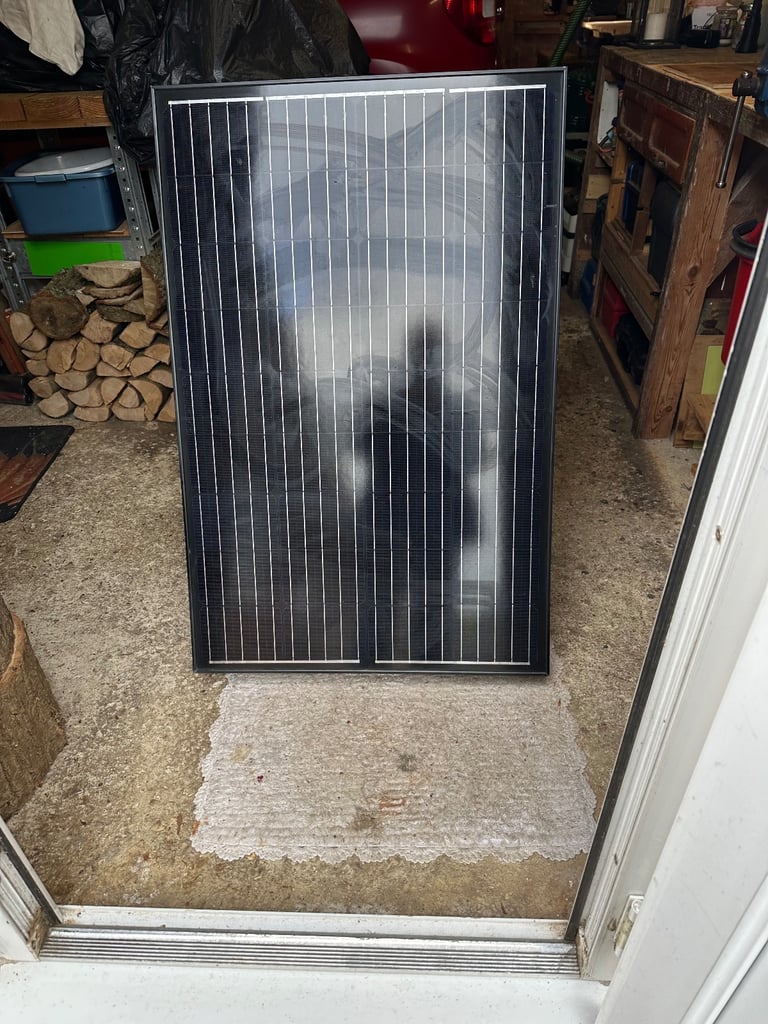 120W solar panel and 888Wh battery combination for off grid locations