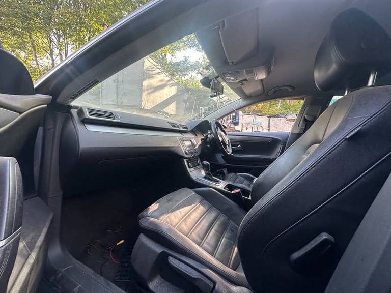 VW PASSAT CC 2010 2.0 DIESEL BREAKING FOR PARTS 