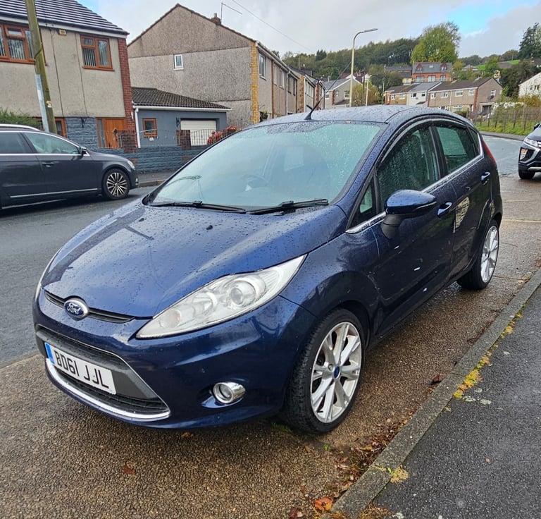 Ford, FIESTA, Hatchback, 2011, Manual, 1242 (cc), 5 doors