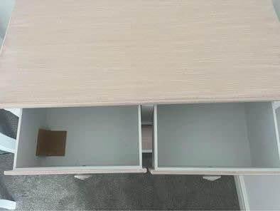 Juliette collection chest of drawers - see description. 
