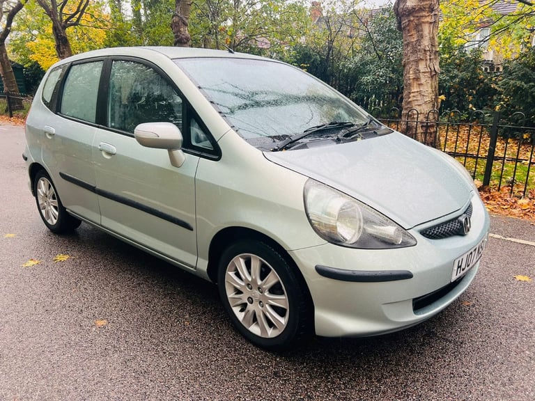 HONDA JAZZ YEAR 2007, FULLY AUTOMATIC 1.4, LOW MILEAGE, GOOD CONDITION, LADY OWNER