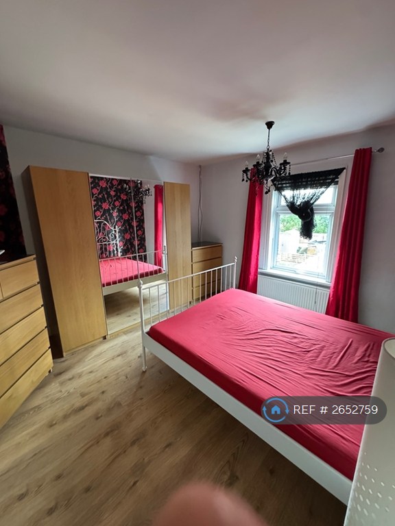 3 bedroom house in Hewitt Avenue, Coventry, CV6 (3 bed) (#2652759)