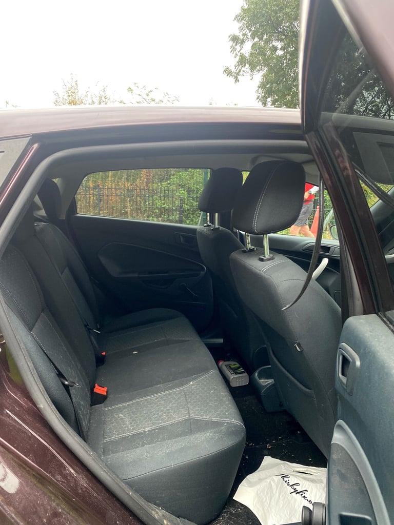 Ford Fiesta Titanium 1.6 (2010) MOT 9 mo, Fully Serviced