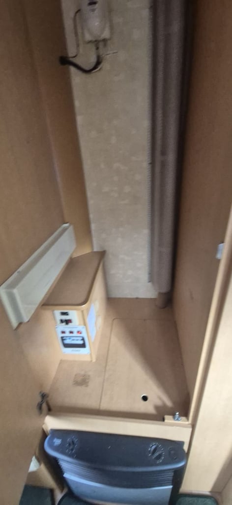 Abbey 316 adventure 5 berth caravan 2006