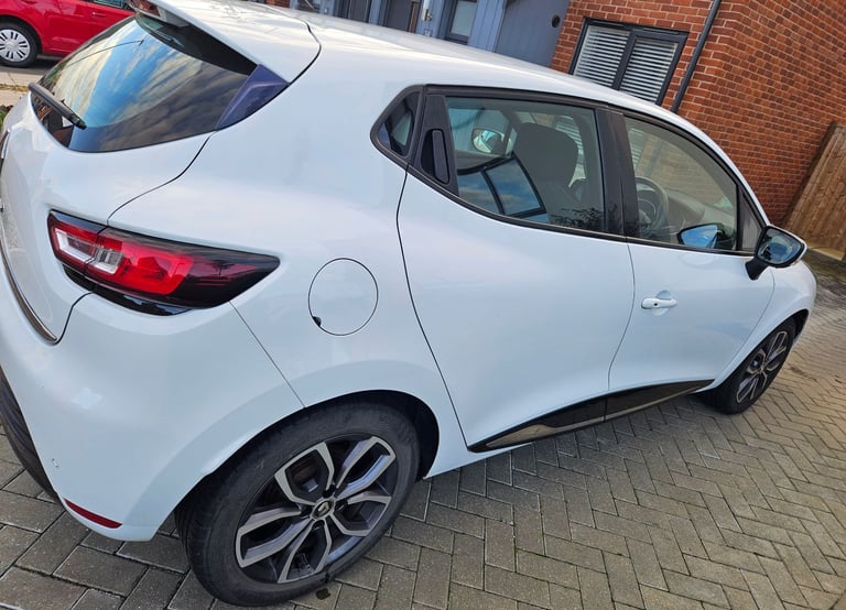 Renault, CLIO, Hatchback, 2018, Manual, 898 (cc), 5 doors