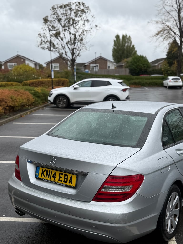 Mercedes-Benz, C CLASS, Saloon, 2014, automatic 7G 2.200 (cc), 4 doors-Fresh mot !