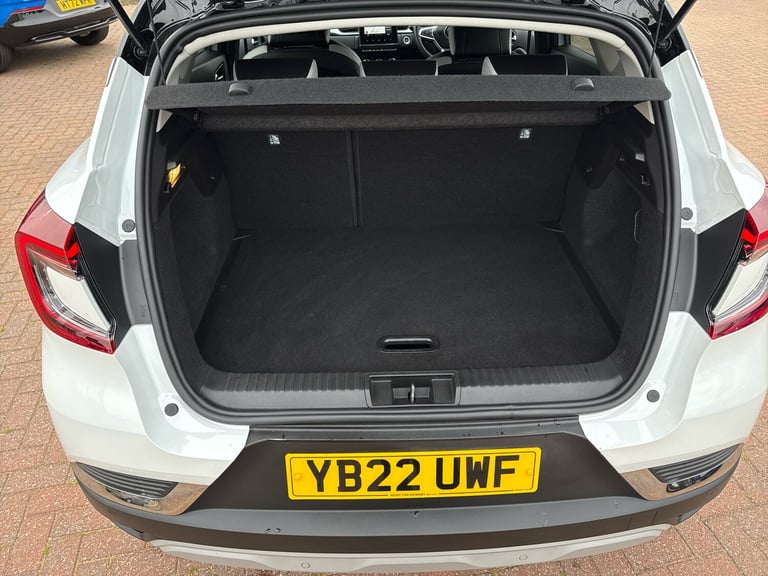2022 Renault Captur 1.3 TCE 140 SE Edition 5dr HATCHBACK PETROL Manual