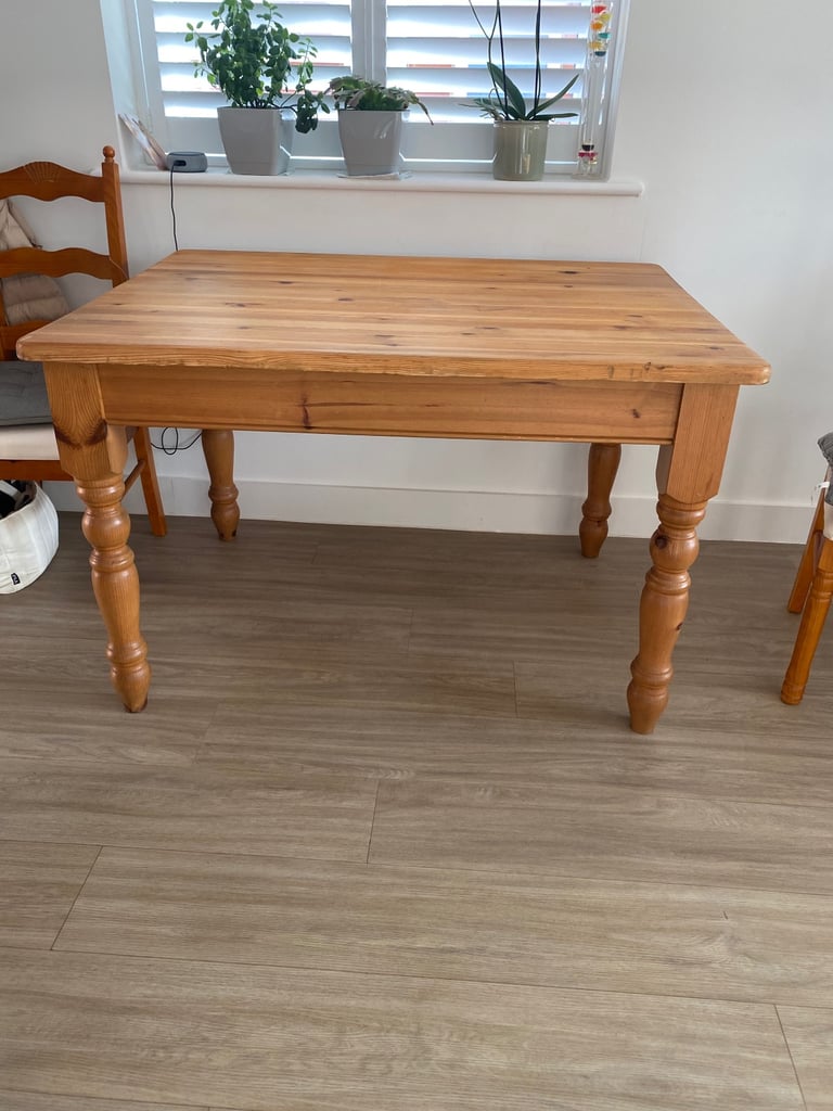 image for Pine dining table 