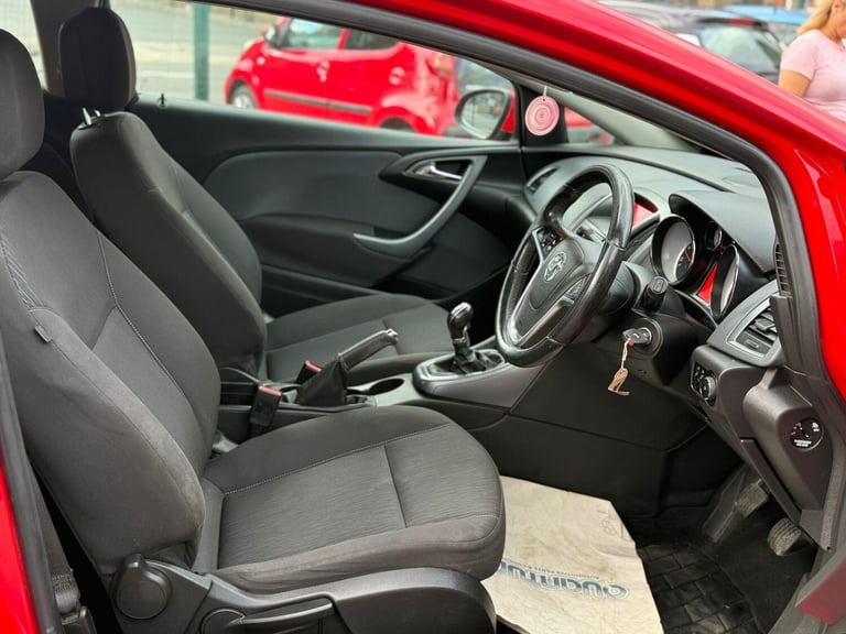 2013 Vauxhall Astra GTC 1.4T 16V Sport Euro 5 (s/s) 3dr HATCHBACK Petrol Manual