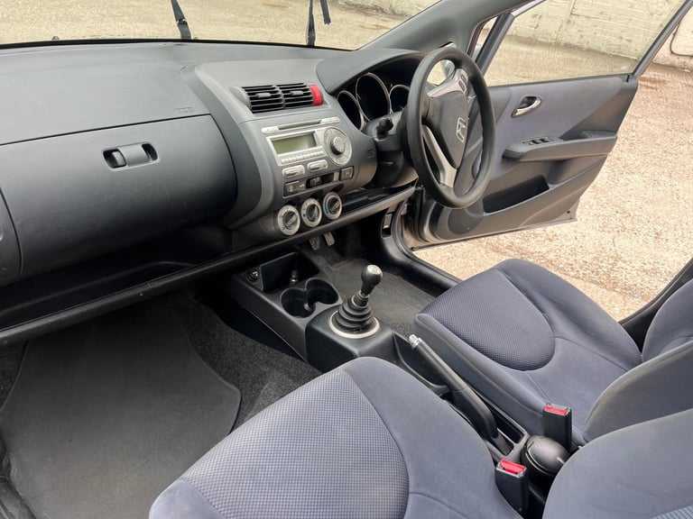 Honda Jazz 1.4 SE Air Con - Walk Around Video