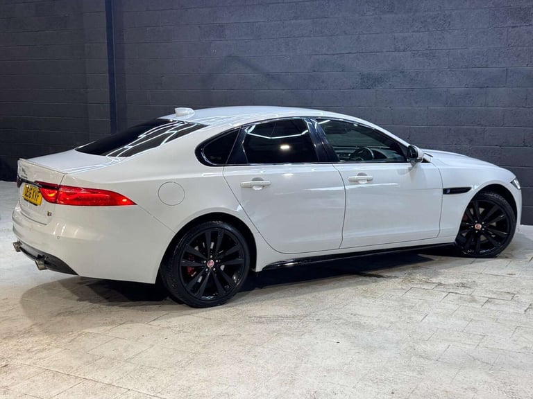 2016 Jaguar XF 3.0 XF V6 S D Auto 4dr Saloon Diesel Automatic