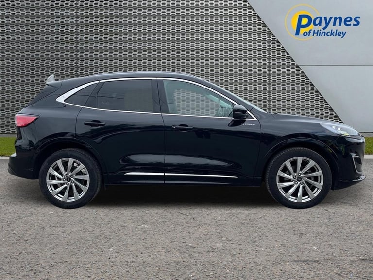 2023 Ford Kuga Vignale SUV 2.5l 190PS pHEV AUTO in Agate Black 1 OWNER, FSH