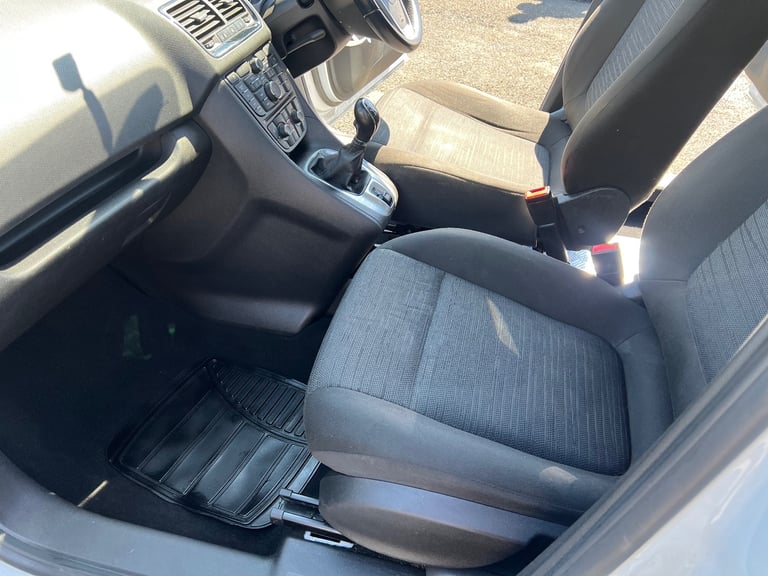 Vauxhall, MERIVA, MPV, 2014, Manual, 1398 (cc), 5 doors