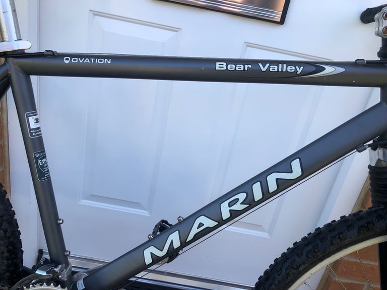 Marin mountain and Marin hybrid bicycle mens gents retro clean collectible vintage bicycle 