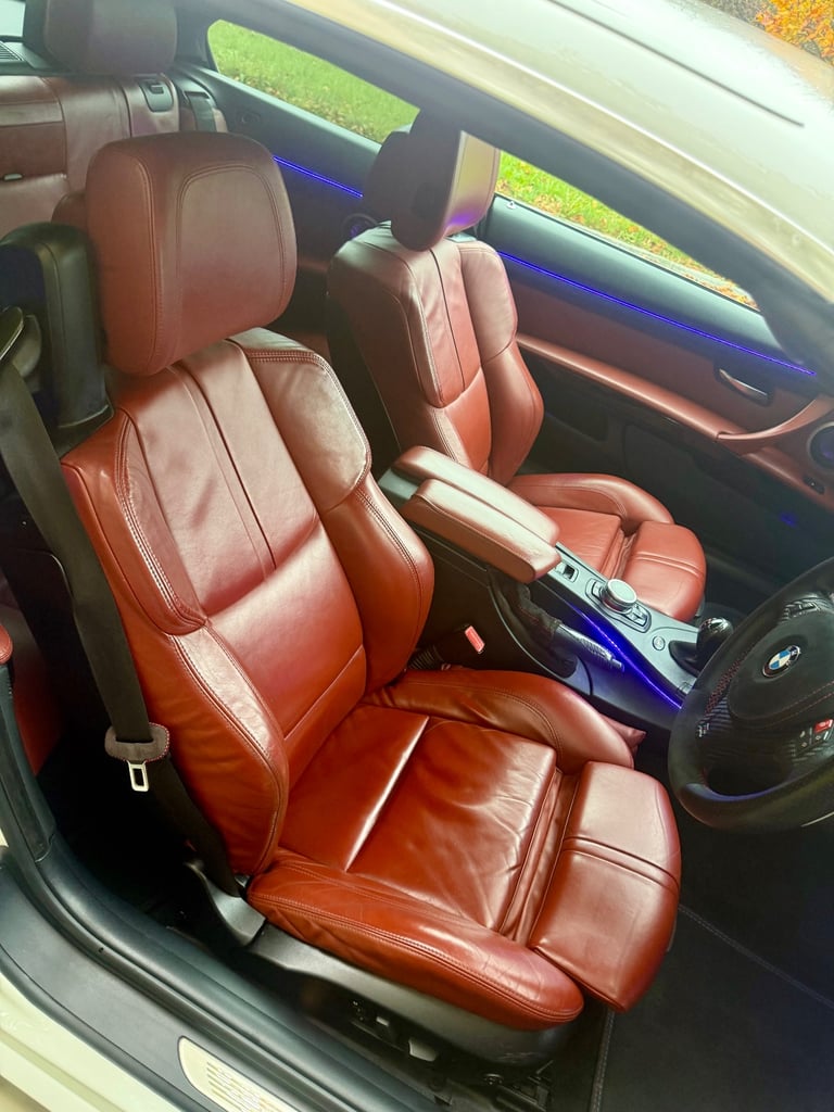 2010 BMW M3 DCT V8 E93 CONVERTIBLE ALPINE WHITE FOX RED