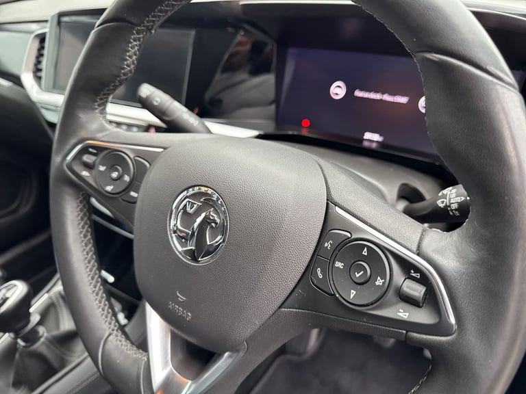 2023 Vauxhall Grandland Grandland 1.2 Turbo 130ps Ultimate Hatchback Petrol Manual