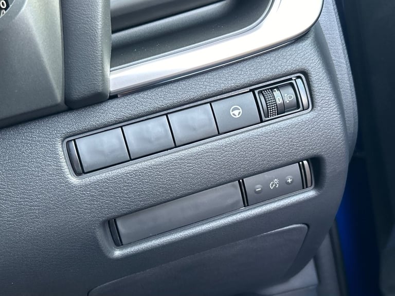 2025 Nissan Qashqai 1.5 E-Power N-Connecta 5dr Auto HATCHBACK PETROL/ELECTRIC Automatic